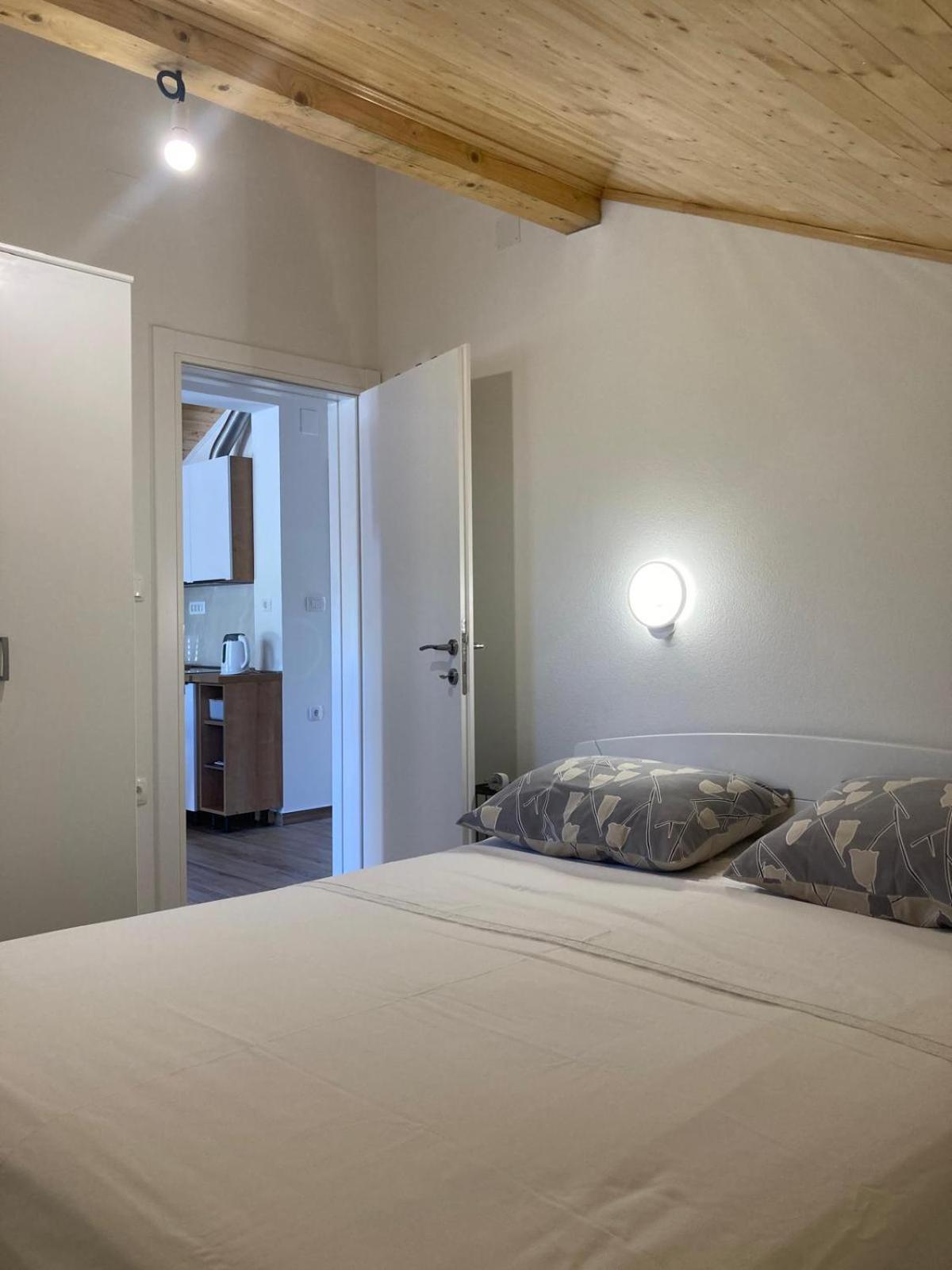 Apartment Mrkic Biograd Na Moru Exterior foto