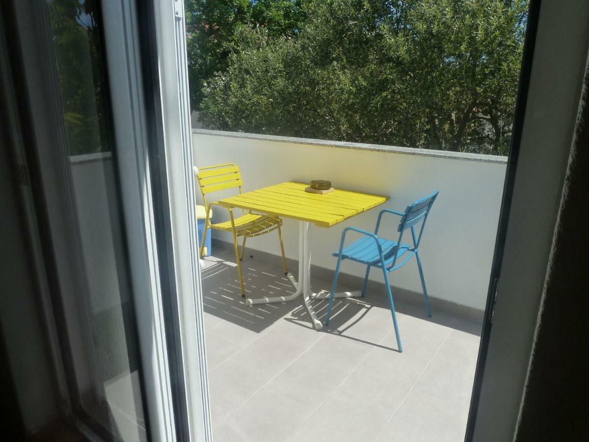 Apartment Mrkic Biograd Na Moru Exterior foto